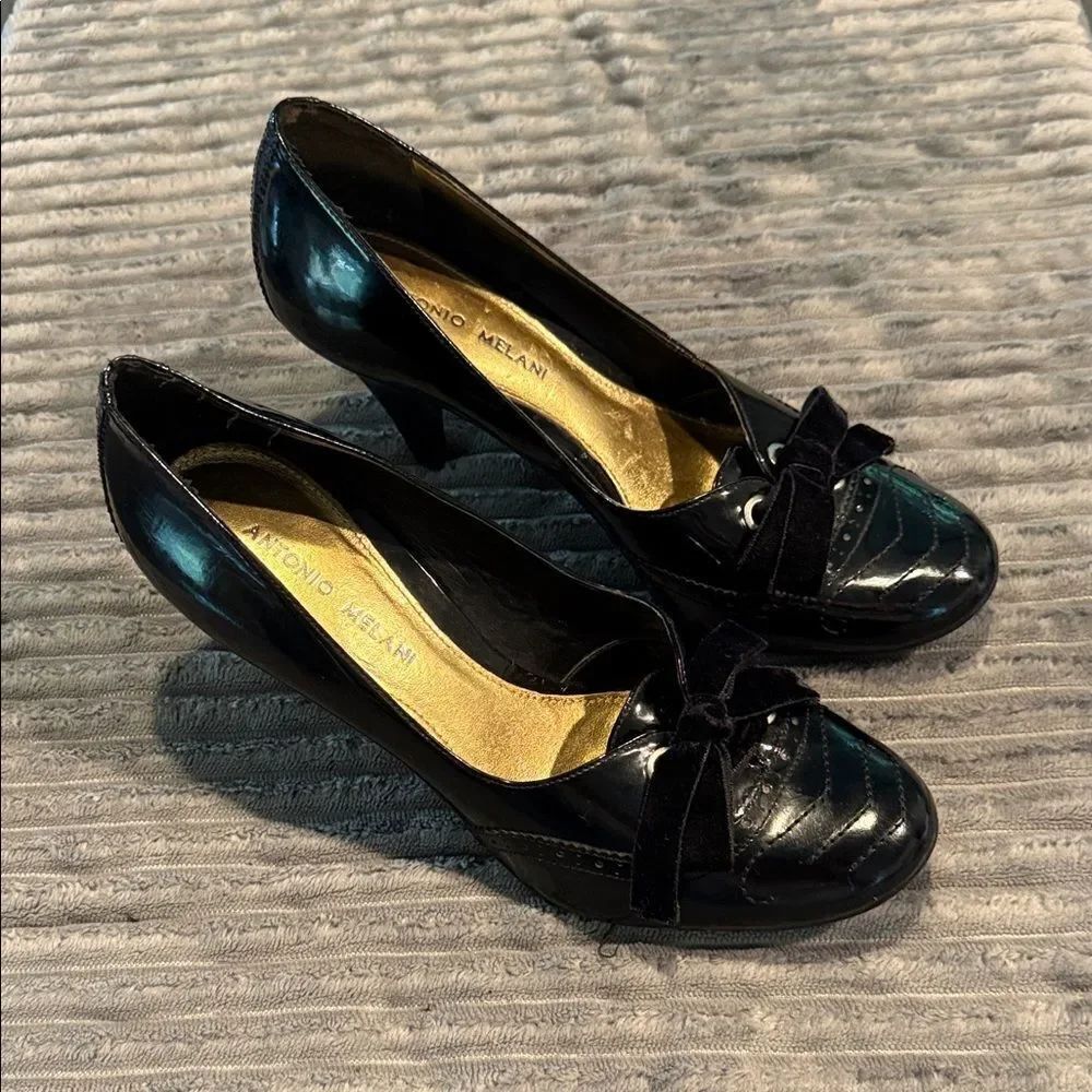ANTONIO MELANI Black Heeled Shoes with Bow NWOT
